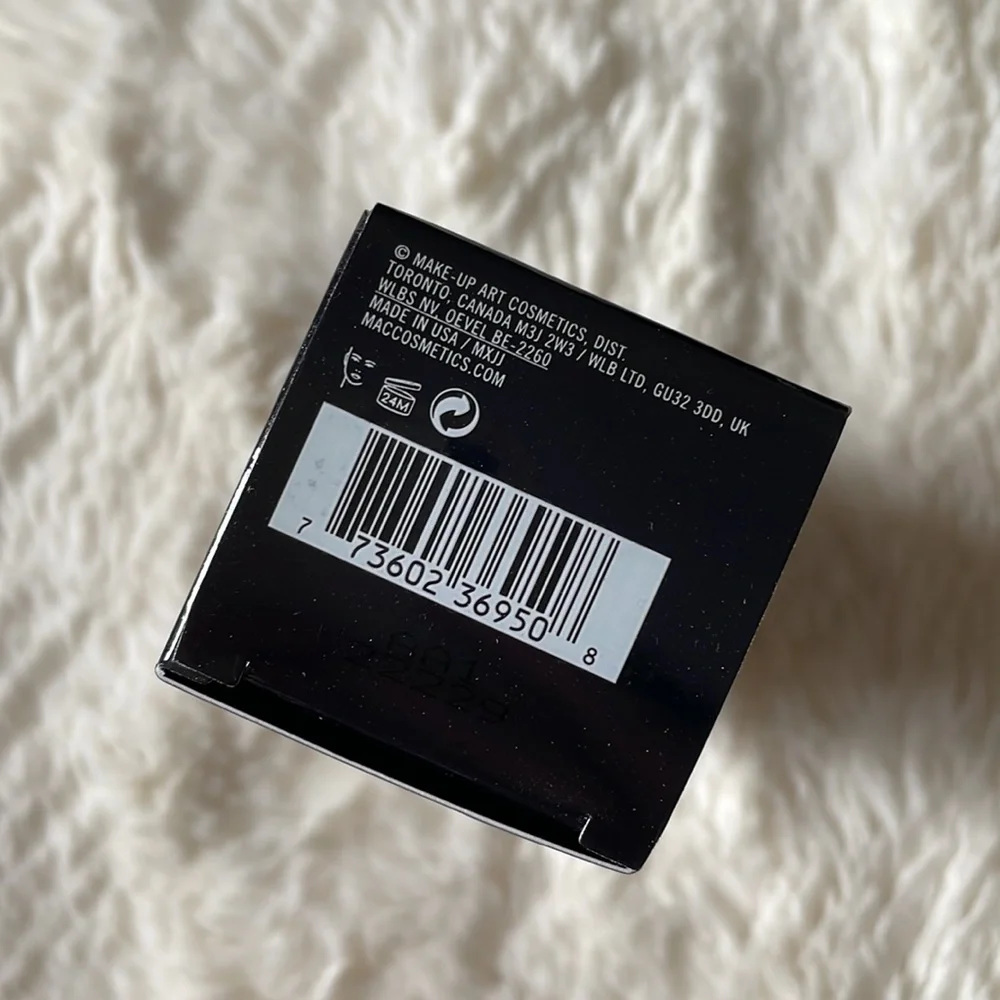 MAC PREP + PRIME FIX+ coconut setting spray